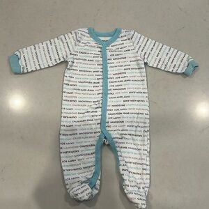 Calvin Klein Jeans baby footed coverall, never worn, size 3/6 months.